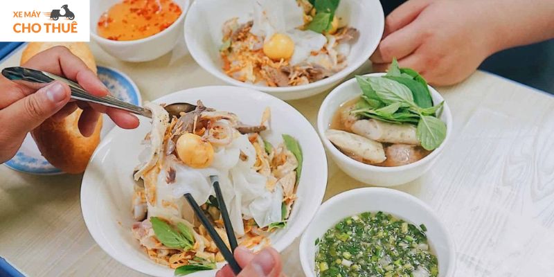 Bánh ướt lòng gà