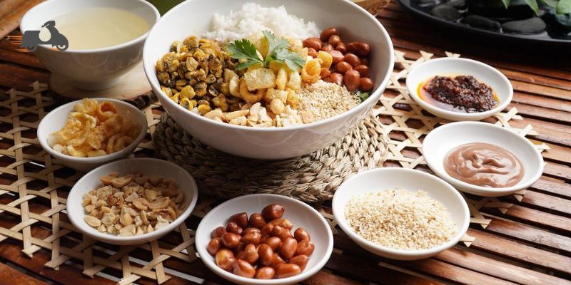 Thưởng thức cơm hến - trải nghiệm ẩm thực bình dị khi tìm hiểu ăn gì ở Hội An