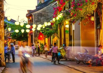 Ăn gì ở Hội An? Top 20 quán ăn ngon nhất định phải thử