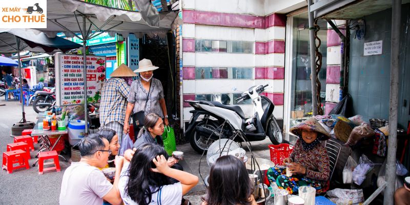 ăn vặt Sài Gòn