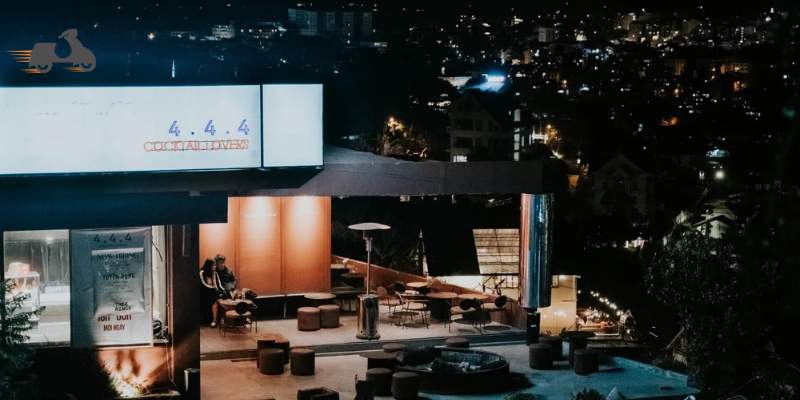 Thưởng thức cocktail chill cùng mây trời Đà Lạt