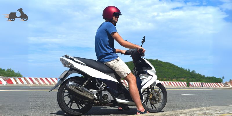 Nếu không có xe máy, bạn có thể thuê một chiếc tại Cho Thuê Xe Máy 79