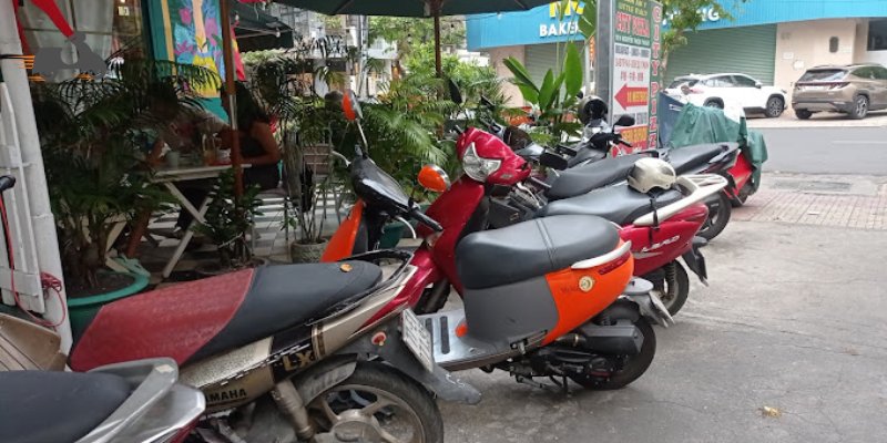 Thuê xe máy ở Nha Trang là lựa chọn tiện lợi khi du lịch tự túc