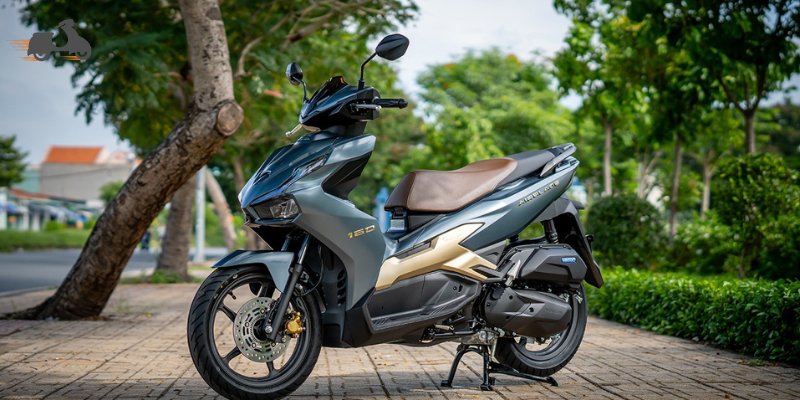 Xe tay ga dễ điều khiển nhiều tiện ích hiện đại tiết kiệm xăng phù hợp mọi đối tượng