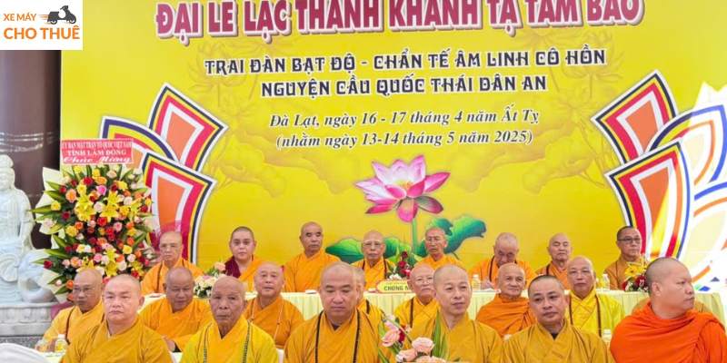 Quá trình thi công kéo dài hơn một thập kỷ