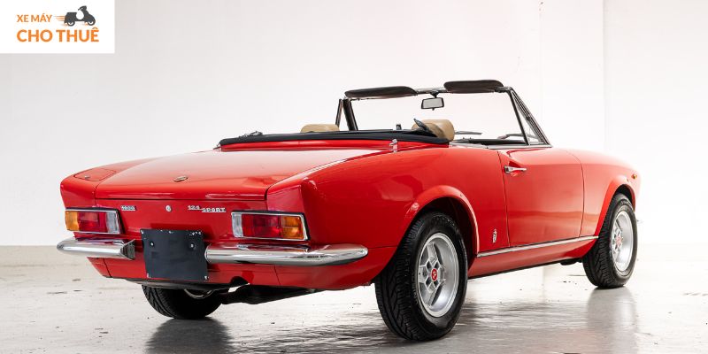 Mẫu xe cổ điển cho quý ông: Fiat 124 Spider (1968-1985)