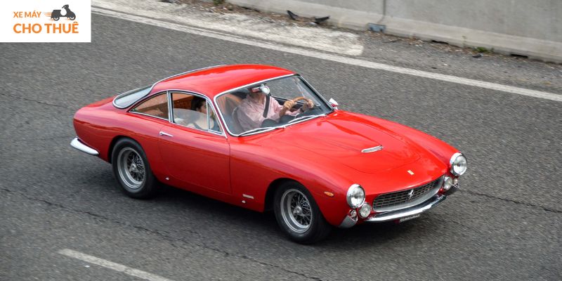 Mẫu xe cổ điển cho quý ông: Ferrari 250 GT Berlinetta Lusso (1963)